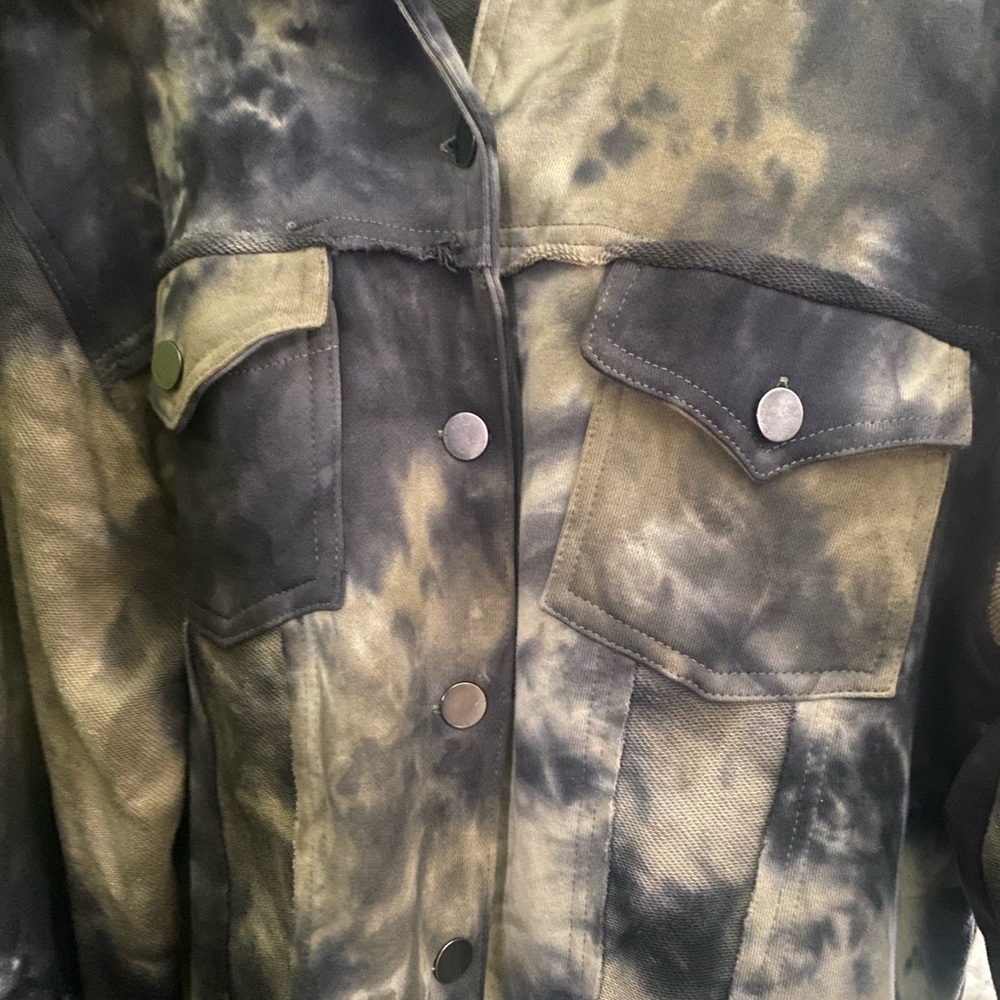 POL GREEN , BLUE and Tan Tie-Dye Jacket , raw hemmed, puffy sleeves